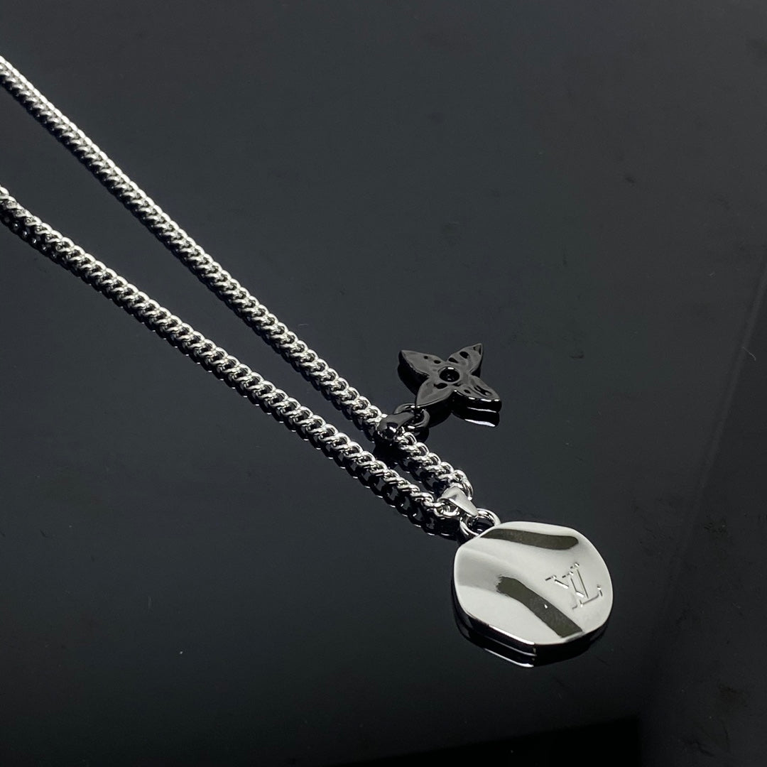 루이비통 목걸이