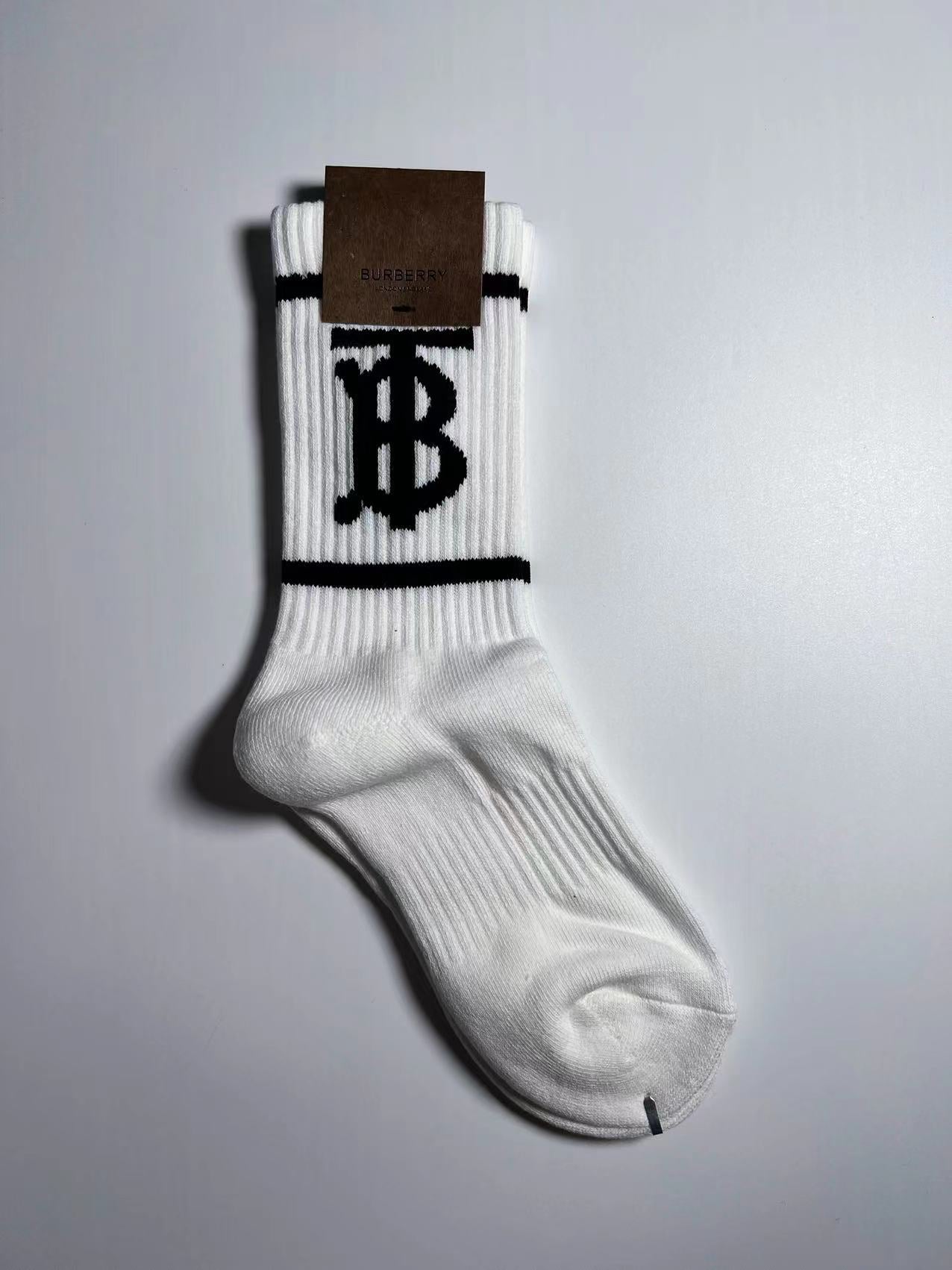 CND /버버리 양말