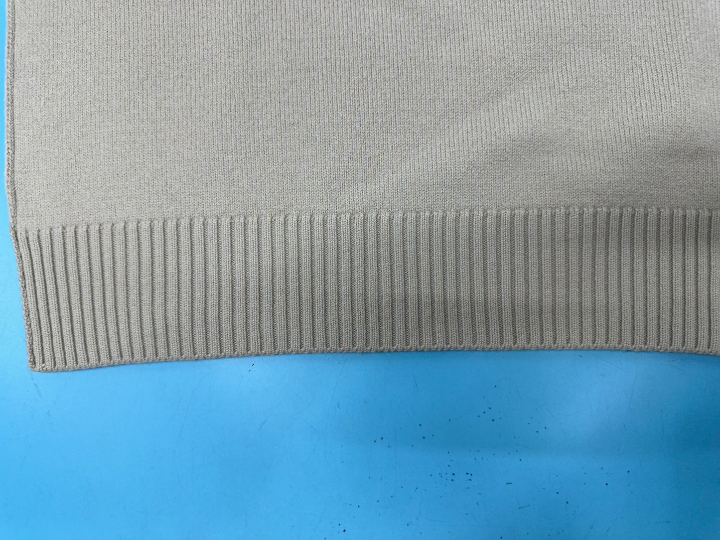 탑아미 / 아미 메리노울 라운드 스웨터