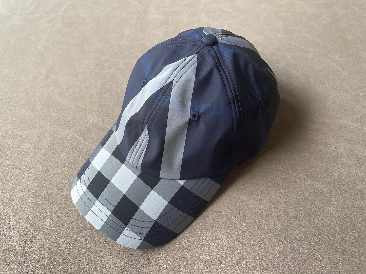 웨이브/버버리 모자