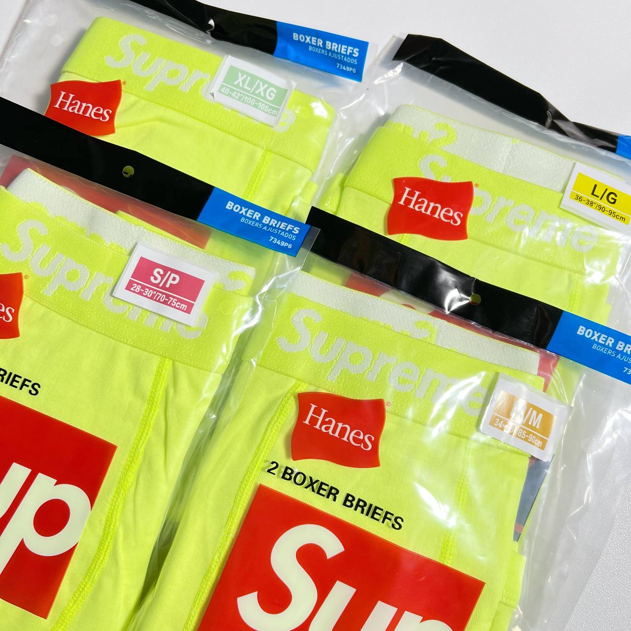 CND /슈프림 속옷