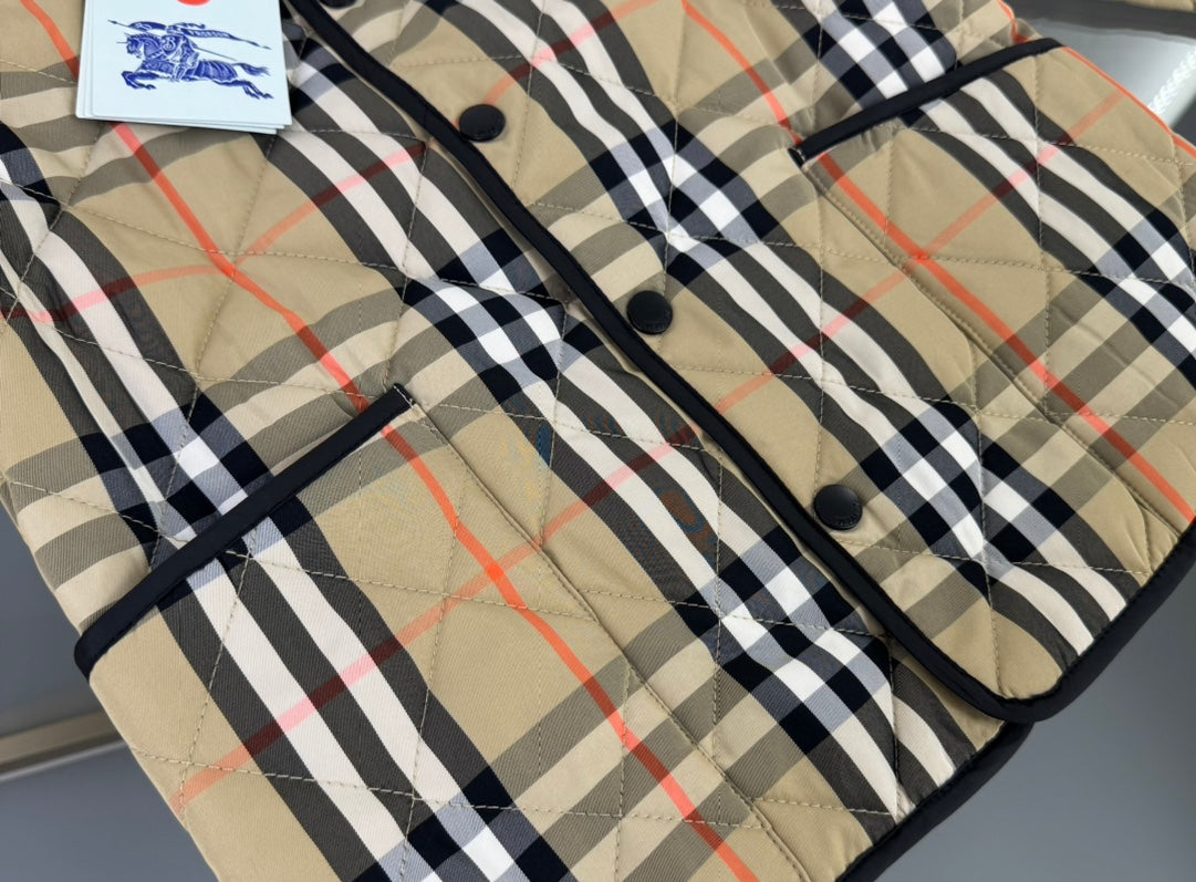 aa / 버버리 누빔 자켓