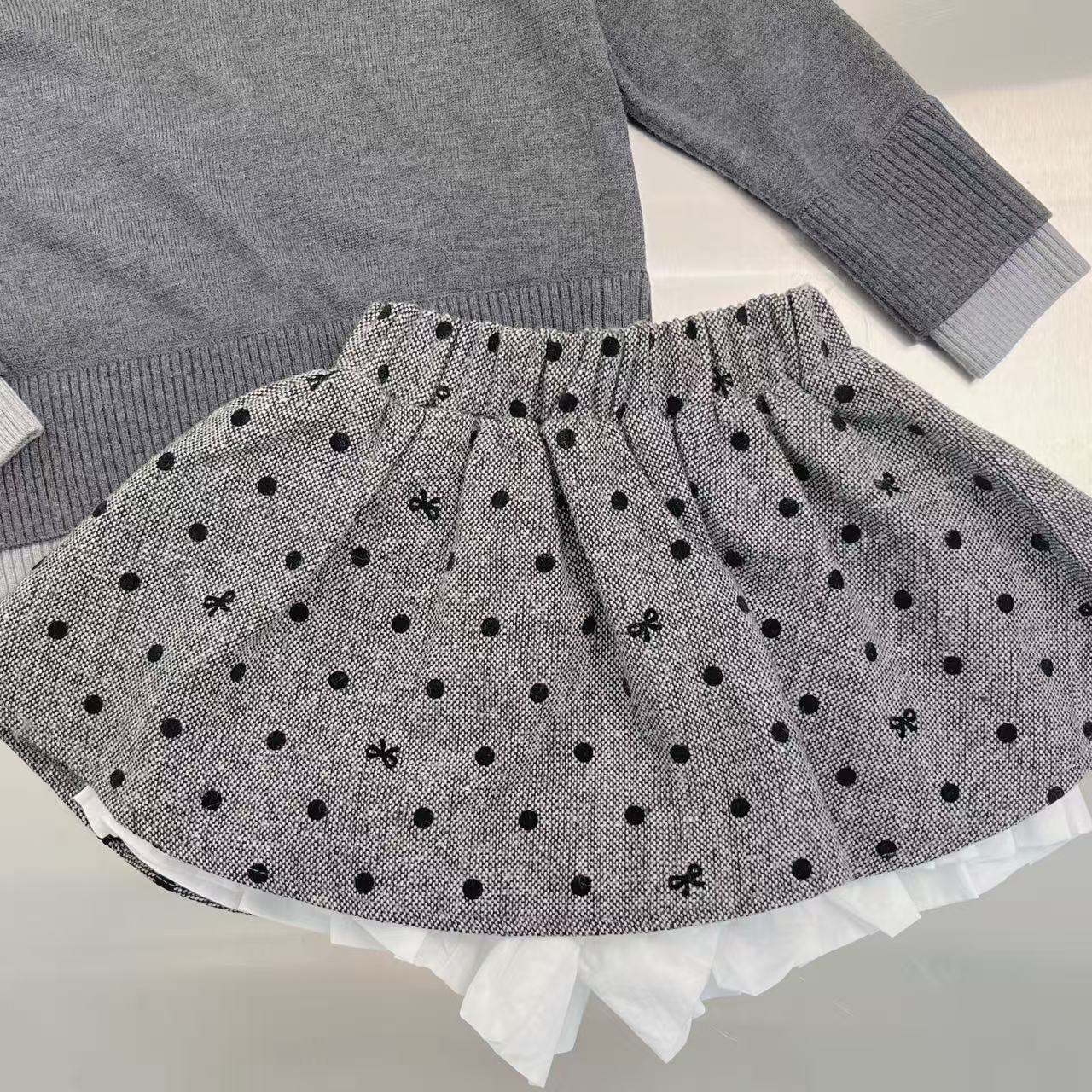 aa / 미우미우 가디건