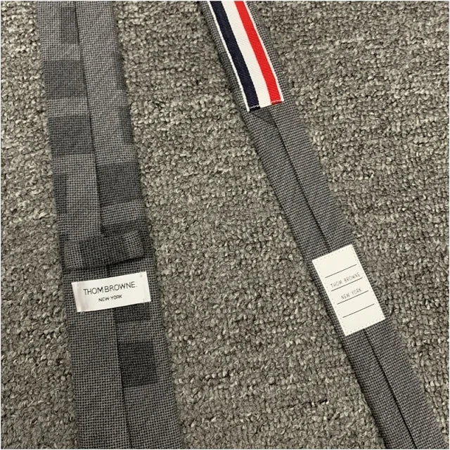 테일러백 / 톰브라운 넥타이