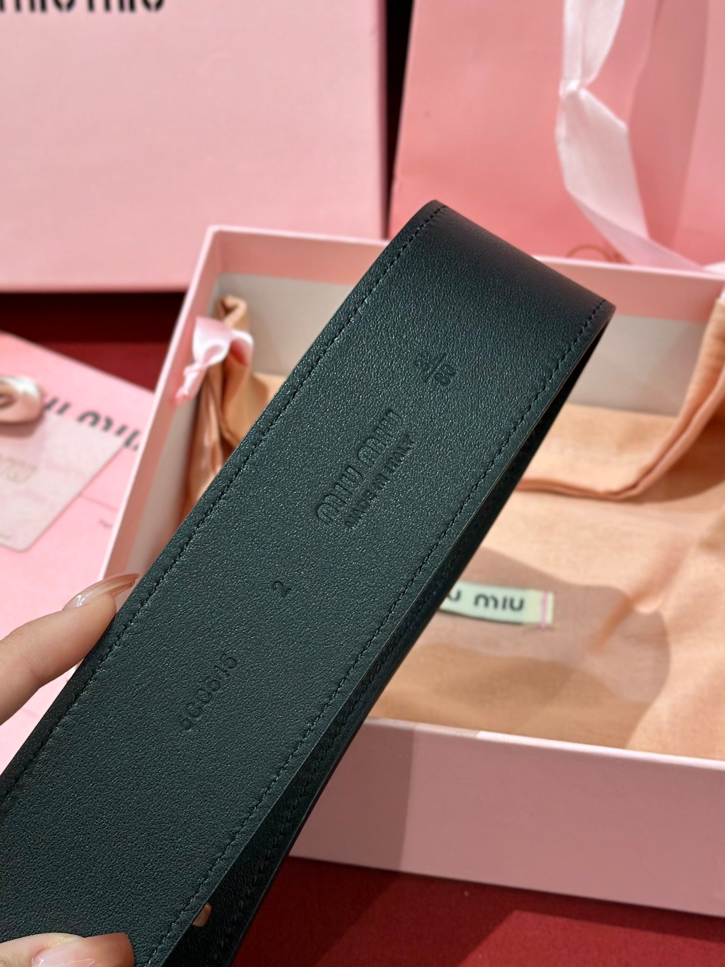 여자 미우미우 벨트