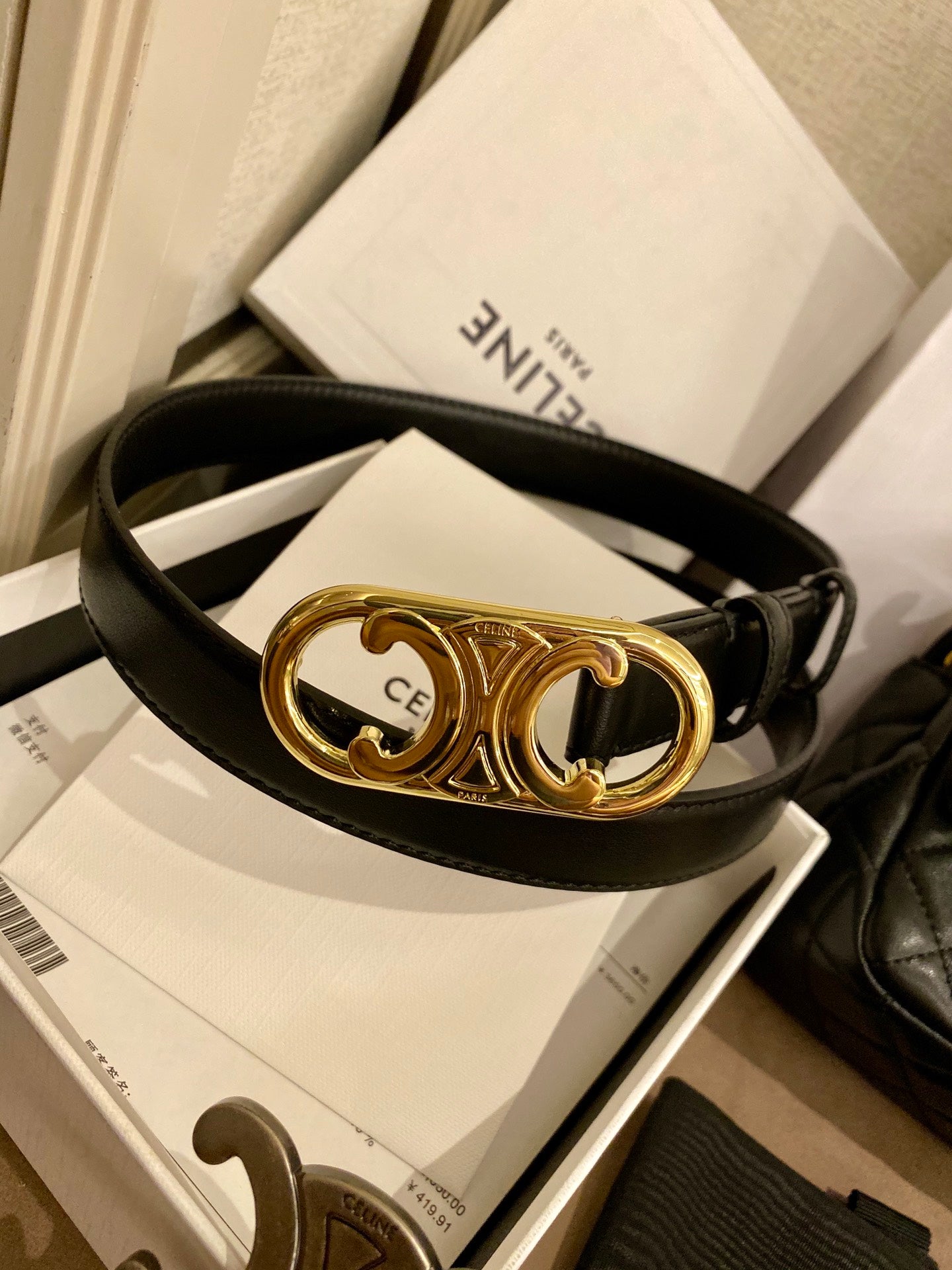 여자 셀린느 벨트