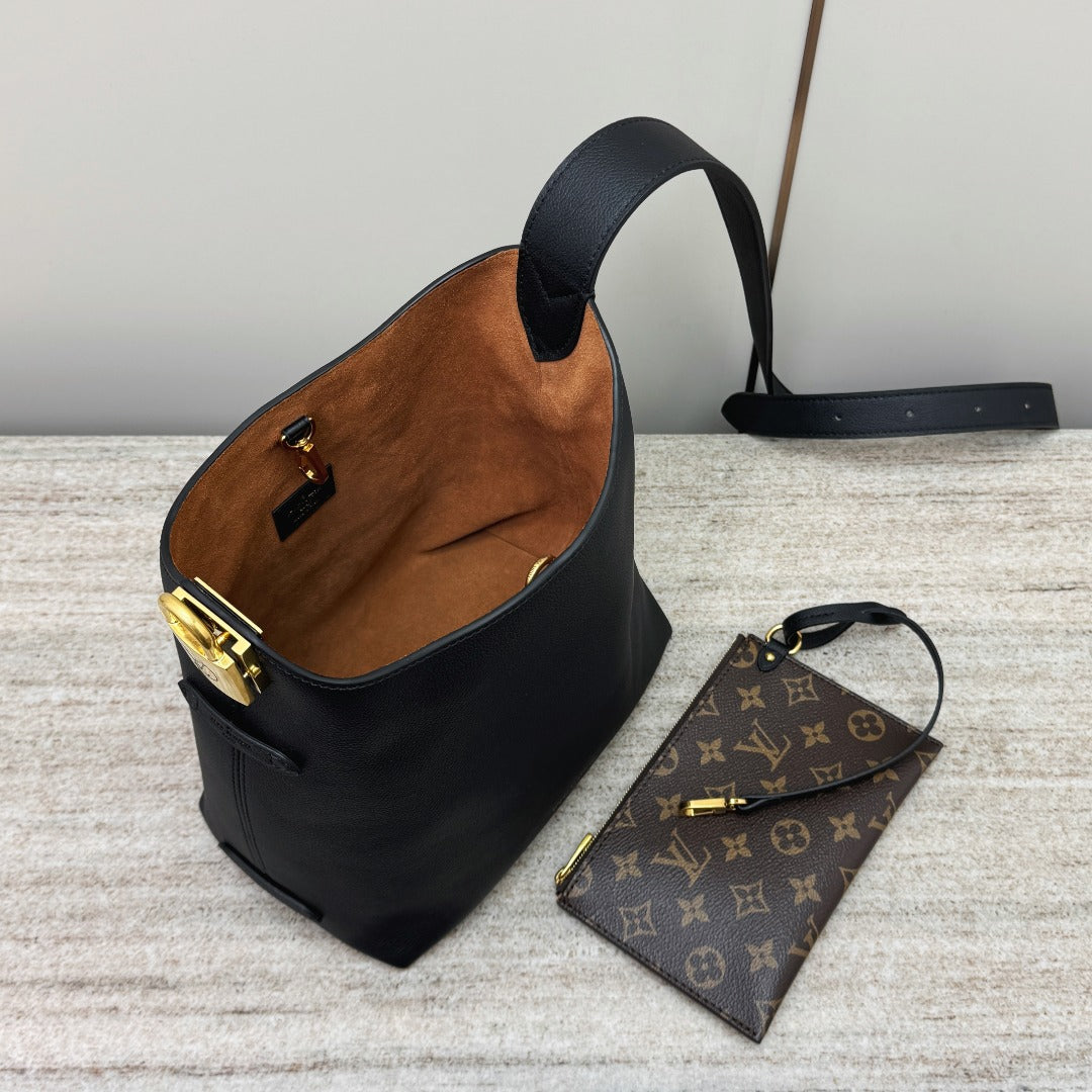 갓팩토리 / 루이비통 클러치 가방 숄더백