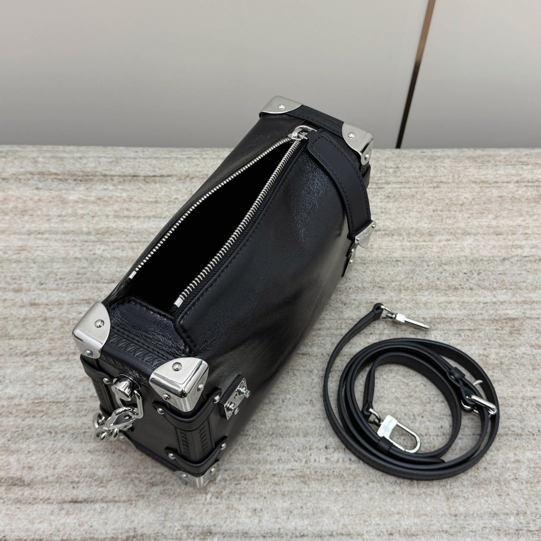 갓팩토리 / 루이비통 클러치 가방 크로스백