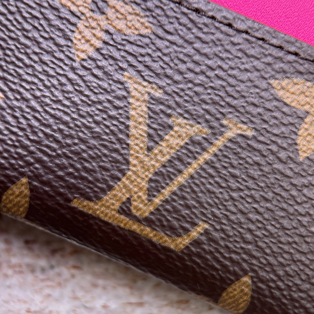 갓팩토리 / 루이비통 지갑