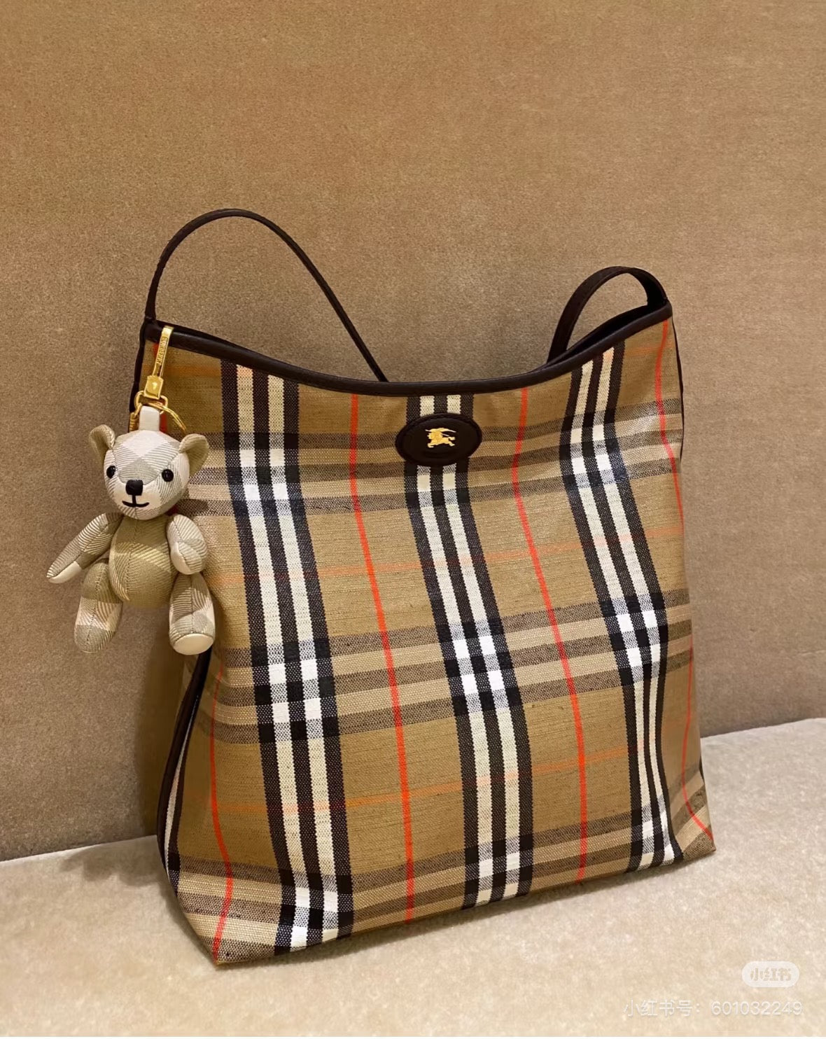 양 공장 / 버버리 토트 숄더 핏 가방