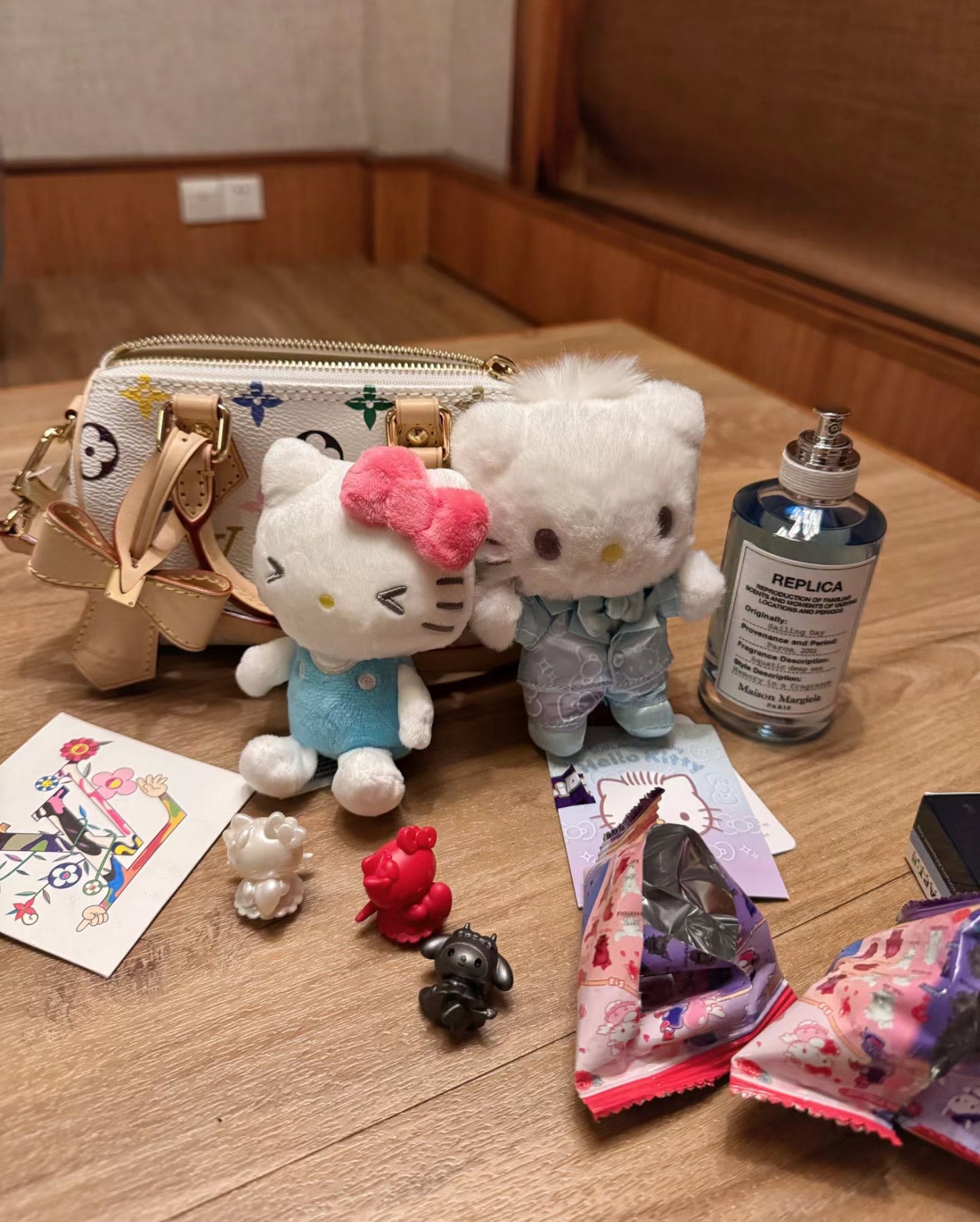 양 공장 / 루이비통 베개 가방