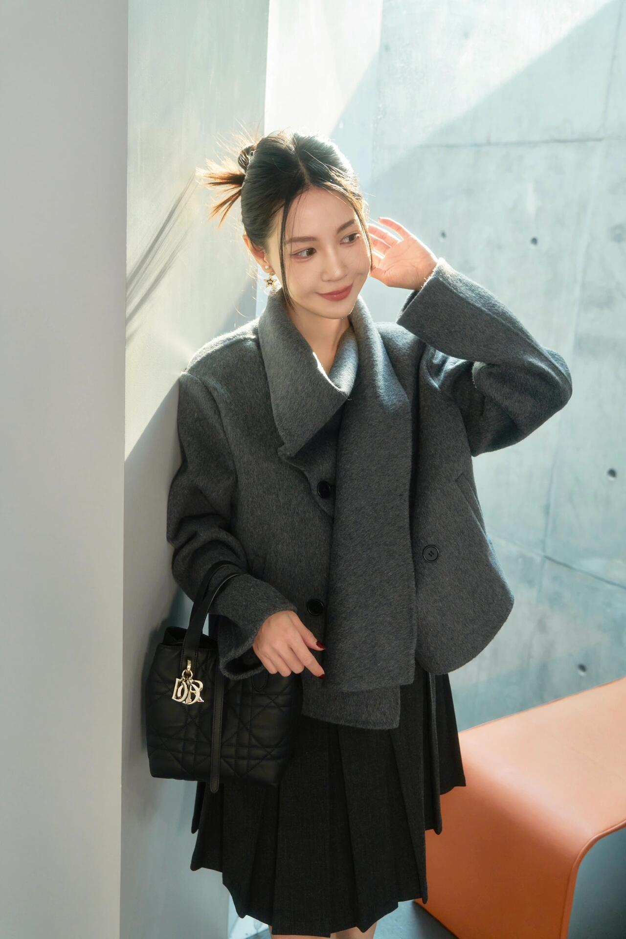 양 공장 / 디올 블랙 가죽 장바구니 가방