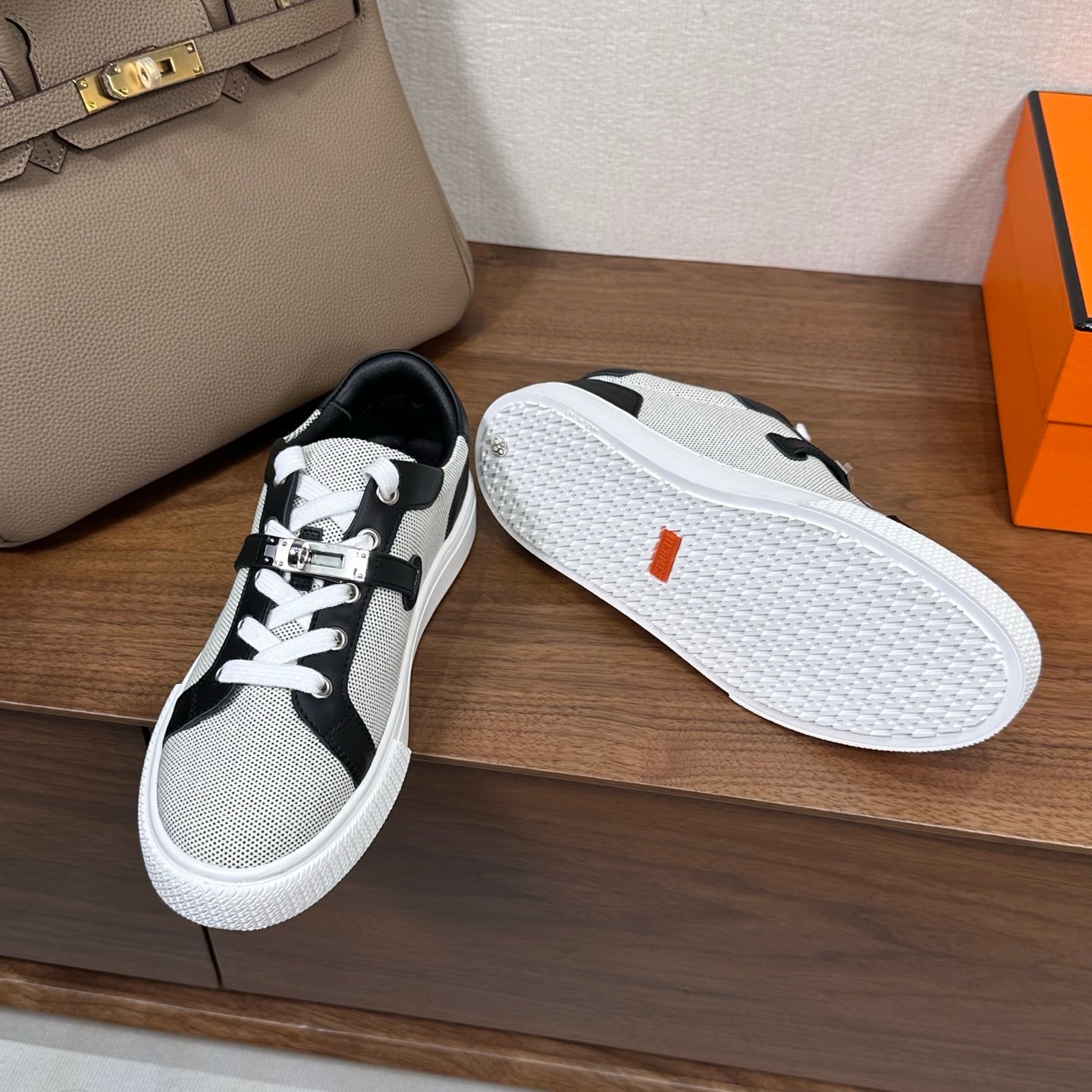 빙 공장 / 에르메스 커플 가죽 로퍼