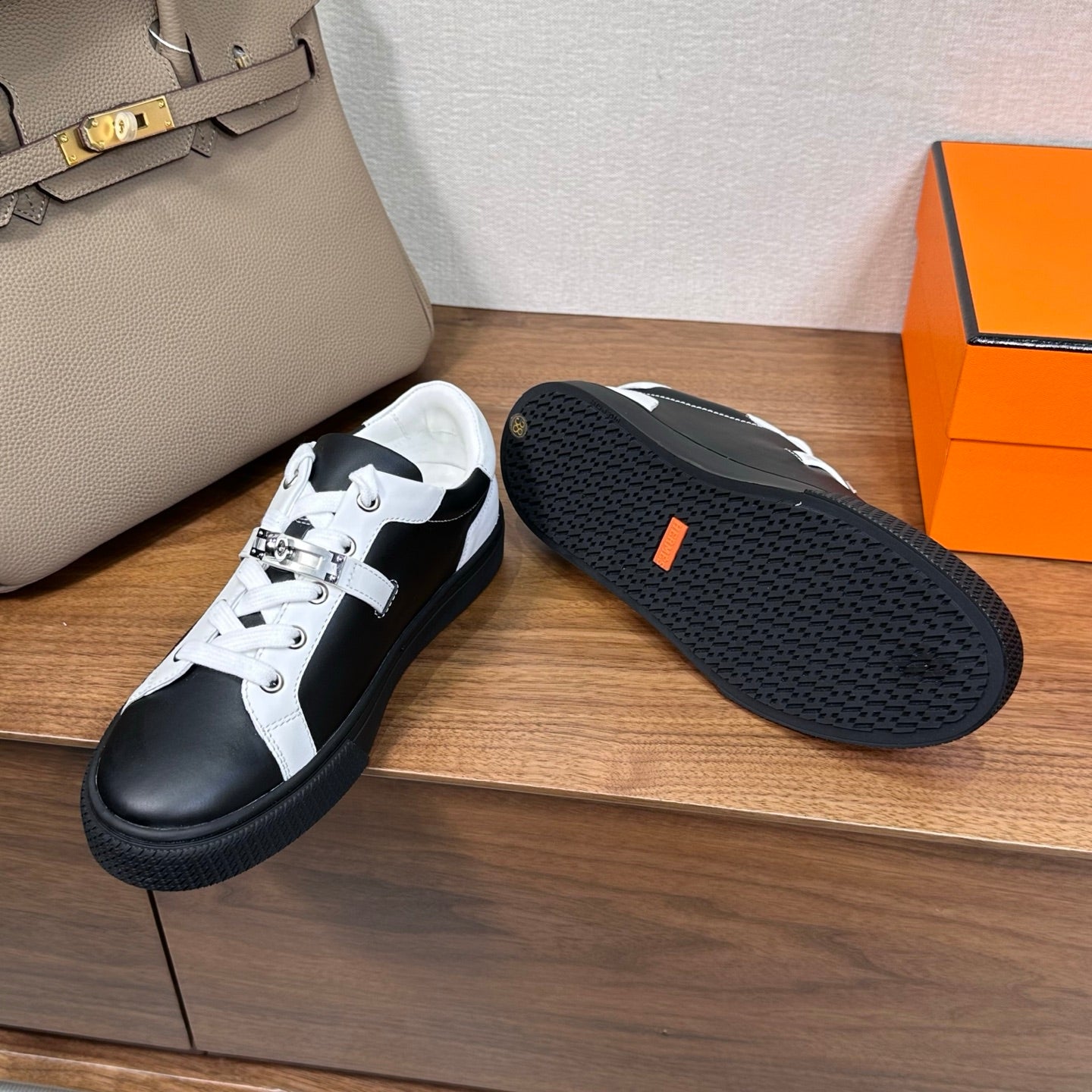 빙 공장 / 에르메스 남성 여성 신발 커플 스니커즈