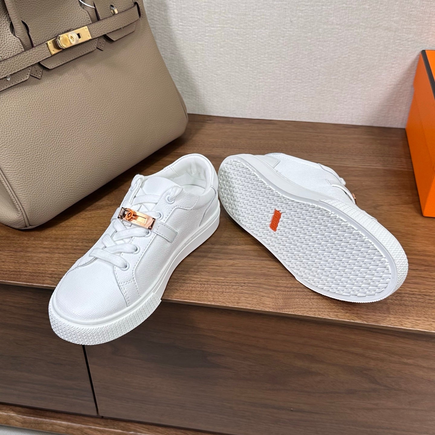 빙 공장 / 에르메스 커플 스니커즈