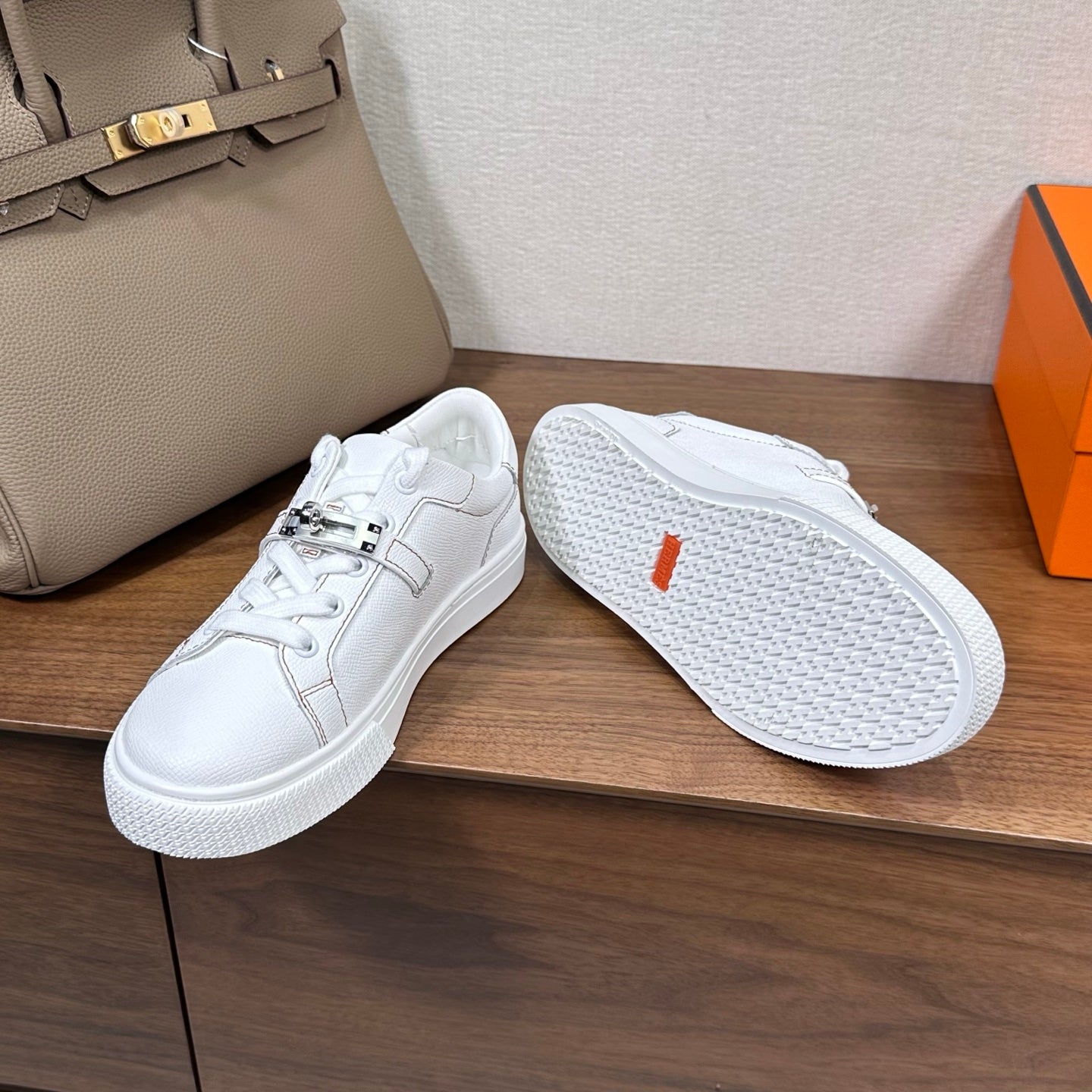 빙 공장 / 에르메스 커플 스니커즈