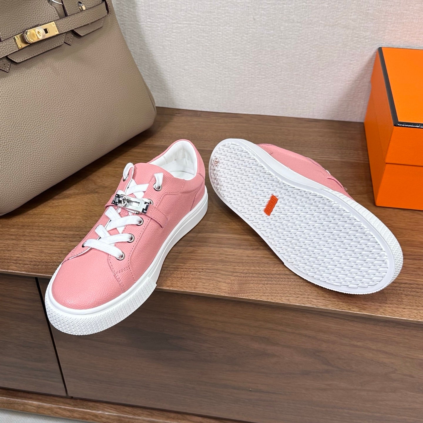 빙 공장 / 에르메스 커플 스니커즈