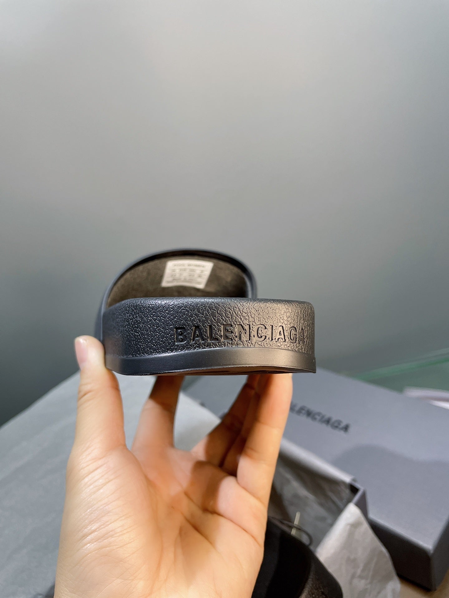 빙 공장 / 발렌시아가 남성 여성 슬리퍼