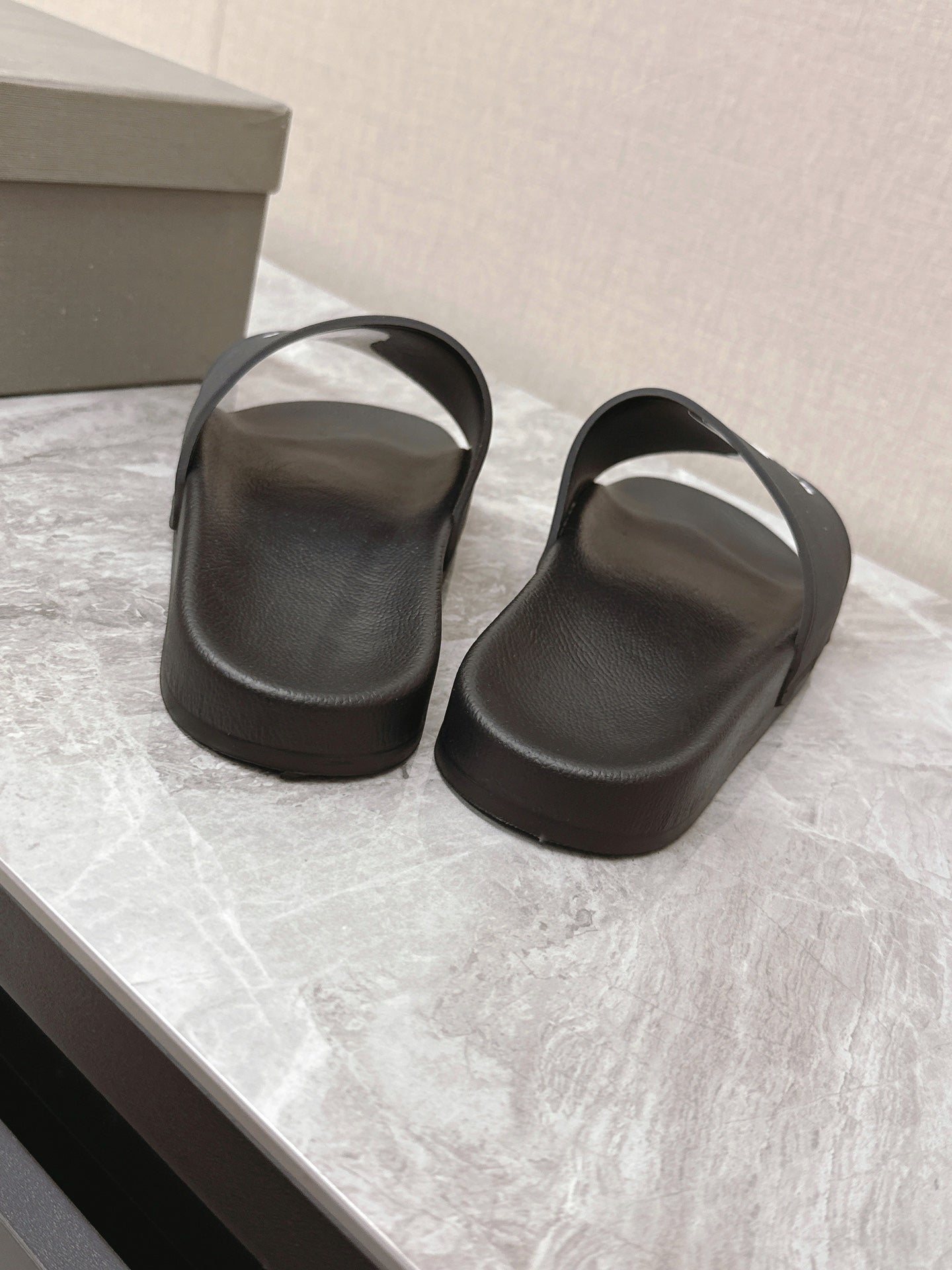 빙 공장 / 발렌시아가 남성 여성 슬리퍼