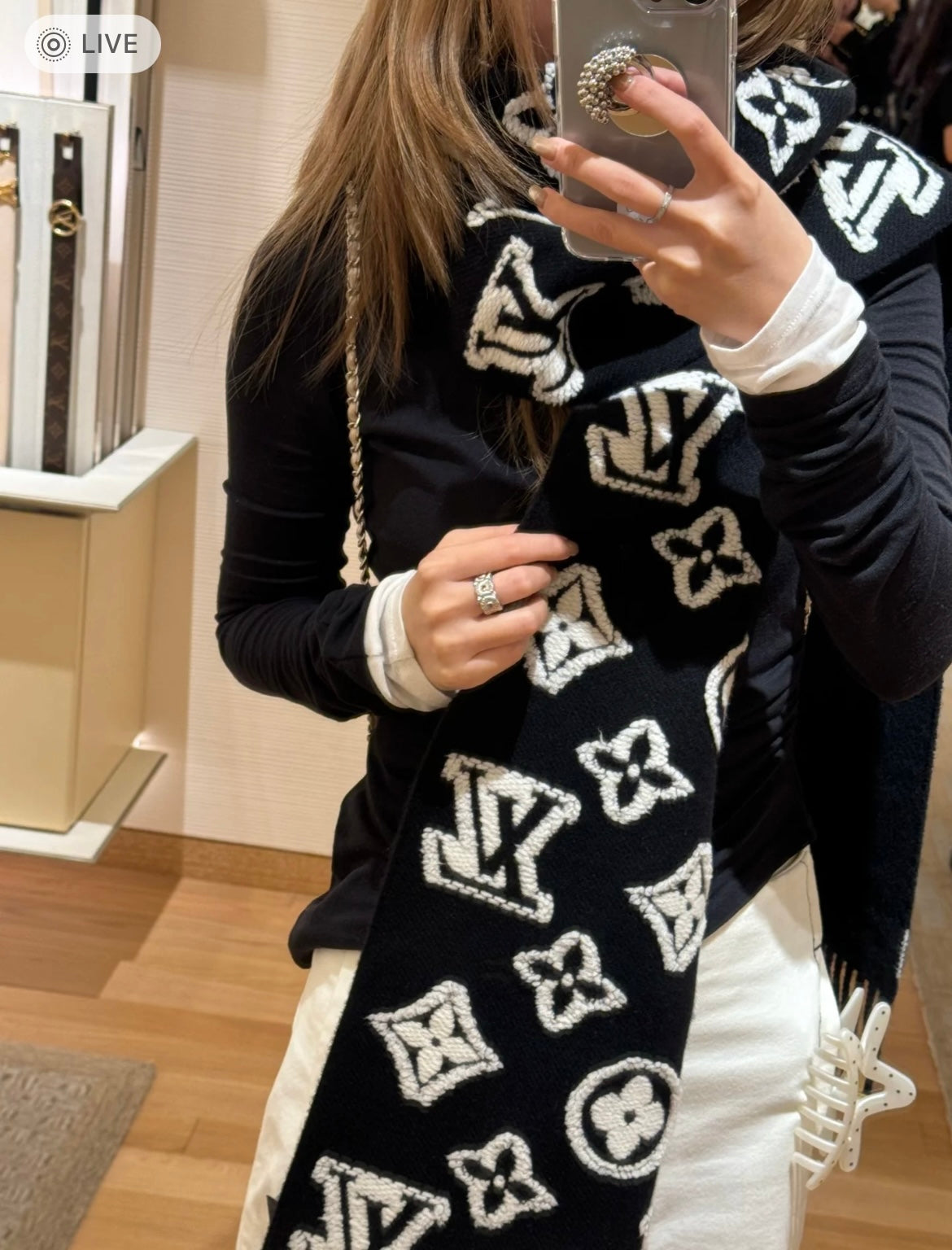 신조 / 루이비통 스카프