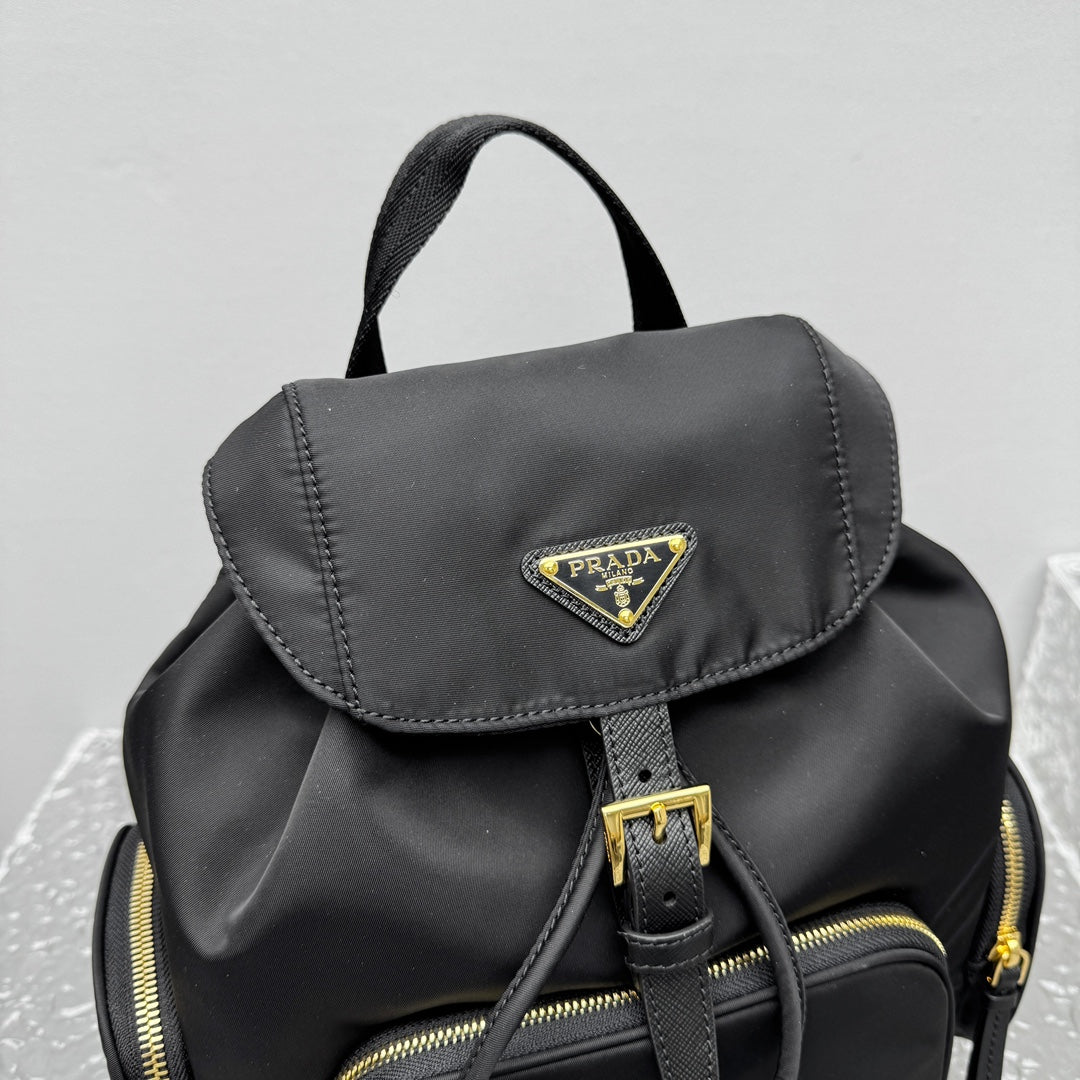 카타 / 프라다 백팩