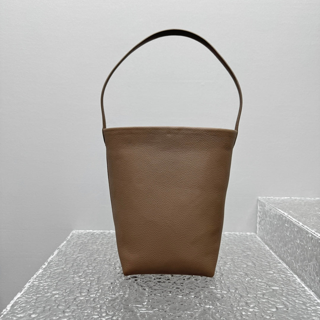 카타 / 더로우 핸드백