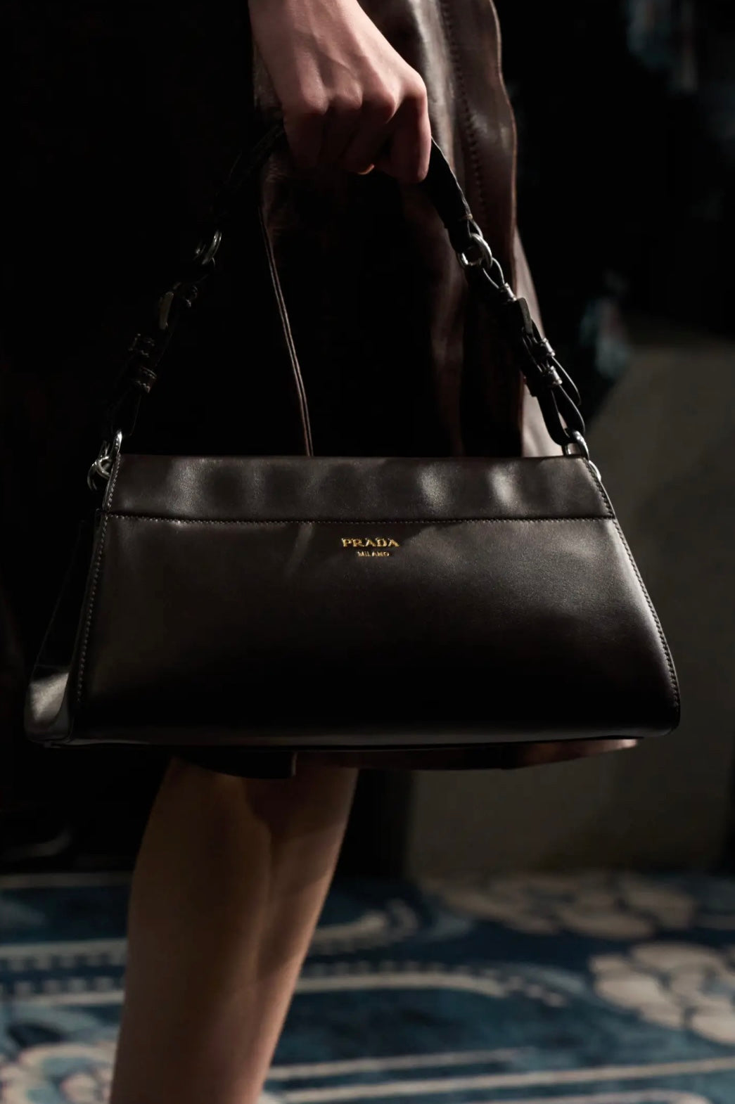 카타 / 프라다 겨드랑이/손