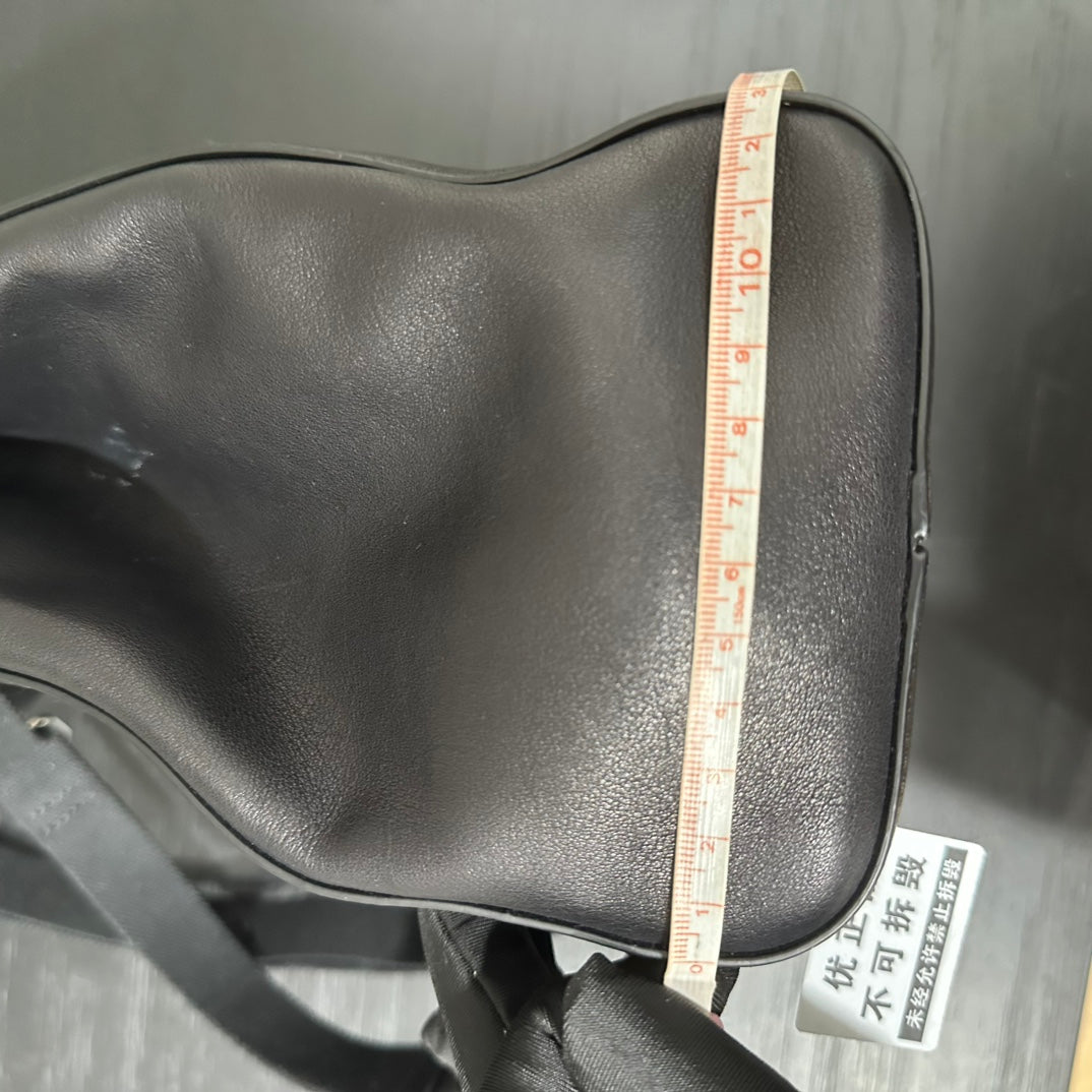 카타 / 더로우 백팩