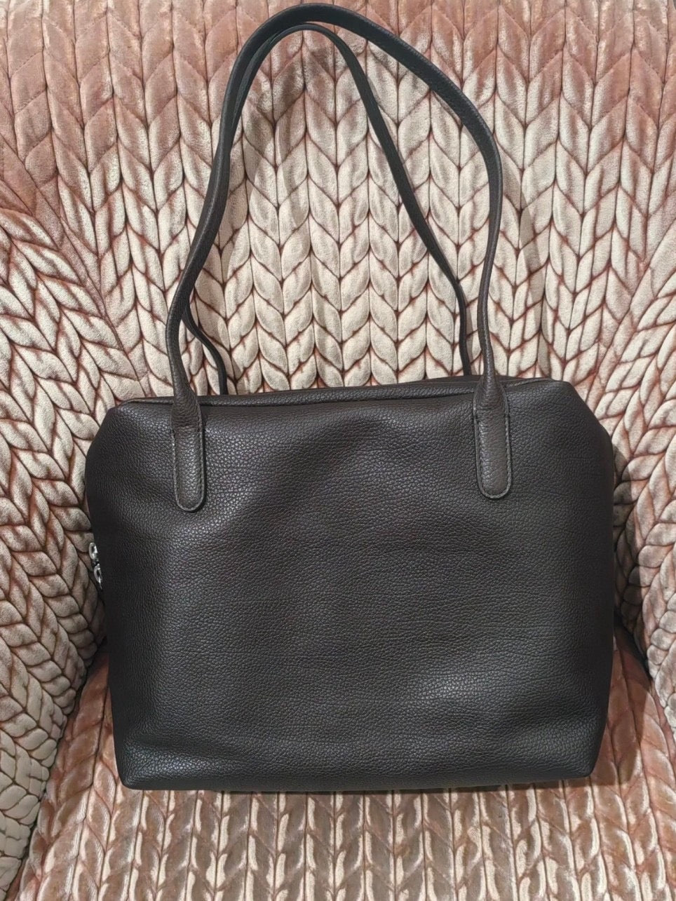 카타 / 더로우 숄더백