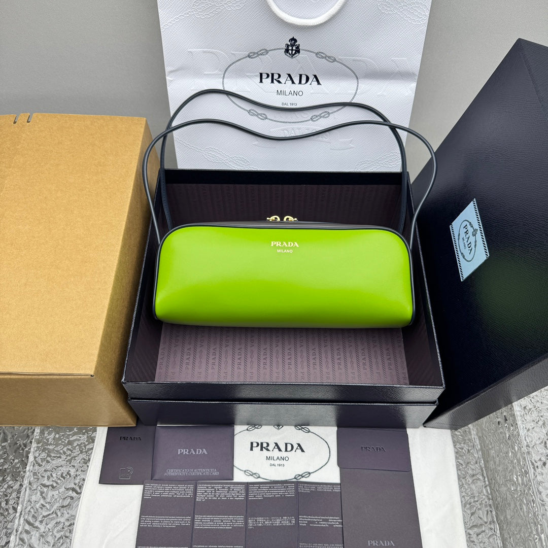 카타 / 프라다 가방