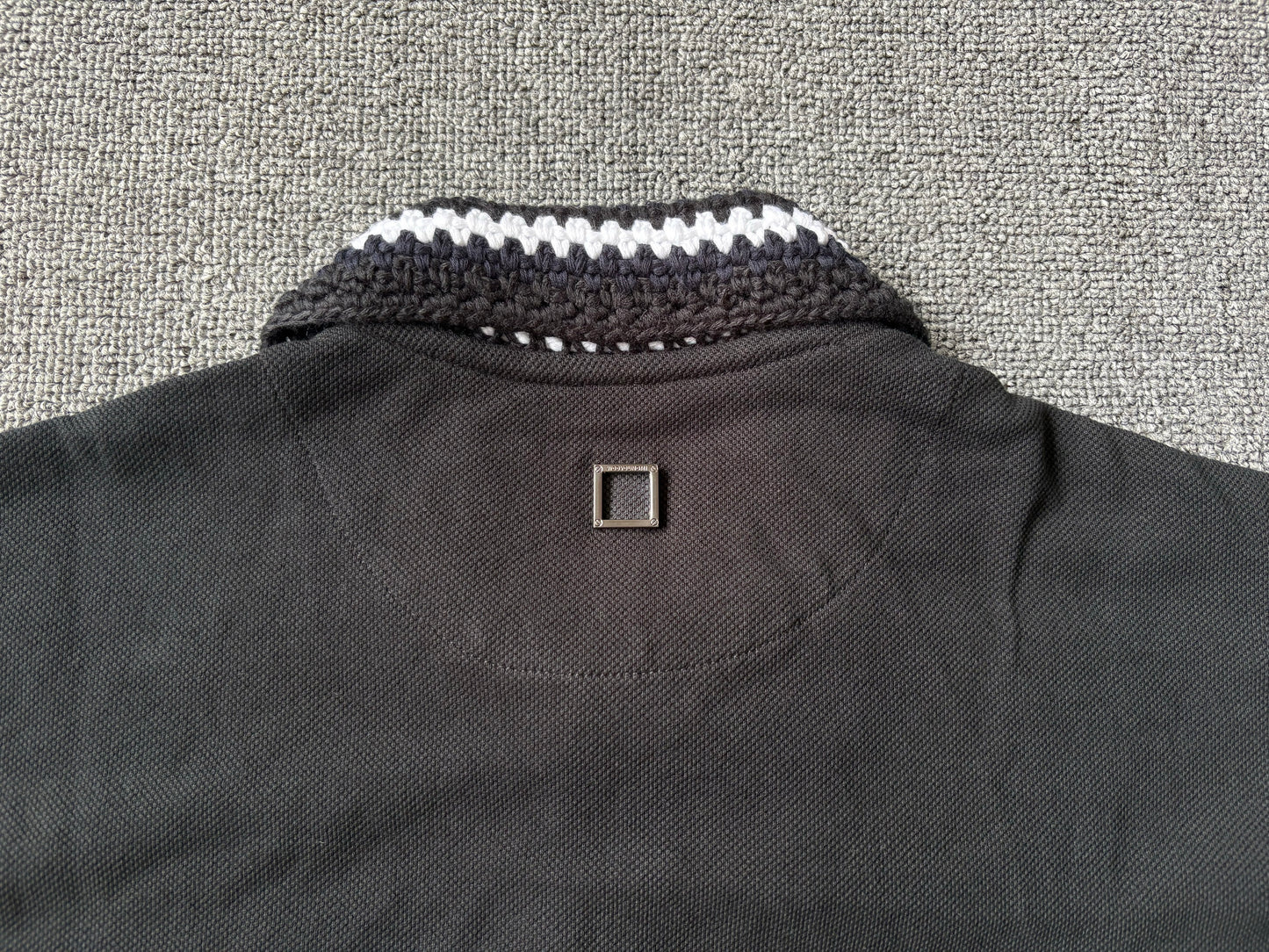 베어 / 우영미 니트넥 폴로 블랙 카라티