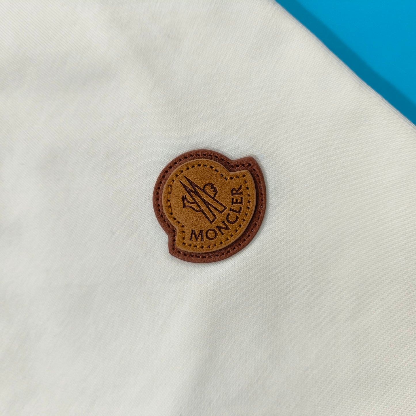 탑몽클X  / MC 브라운 더블 스탬프 티셔츠