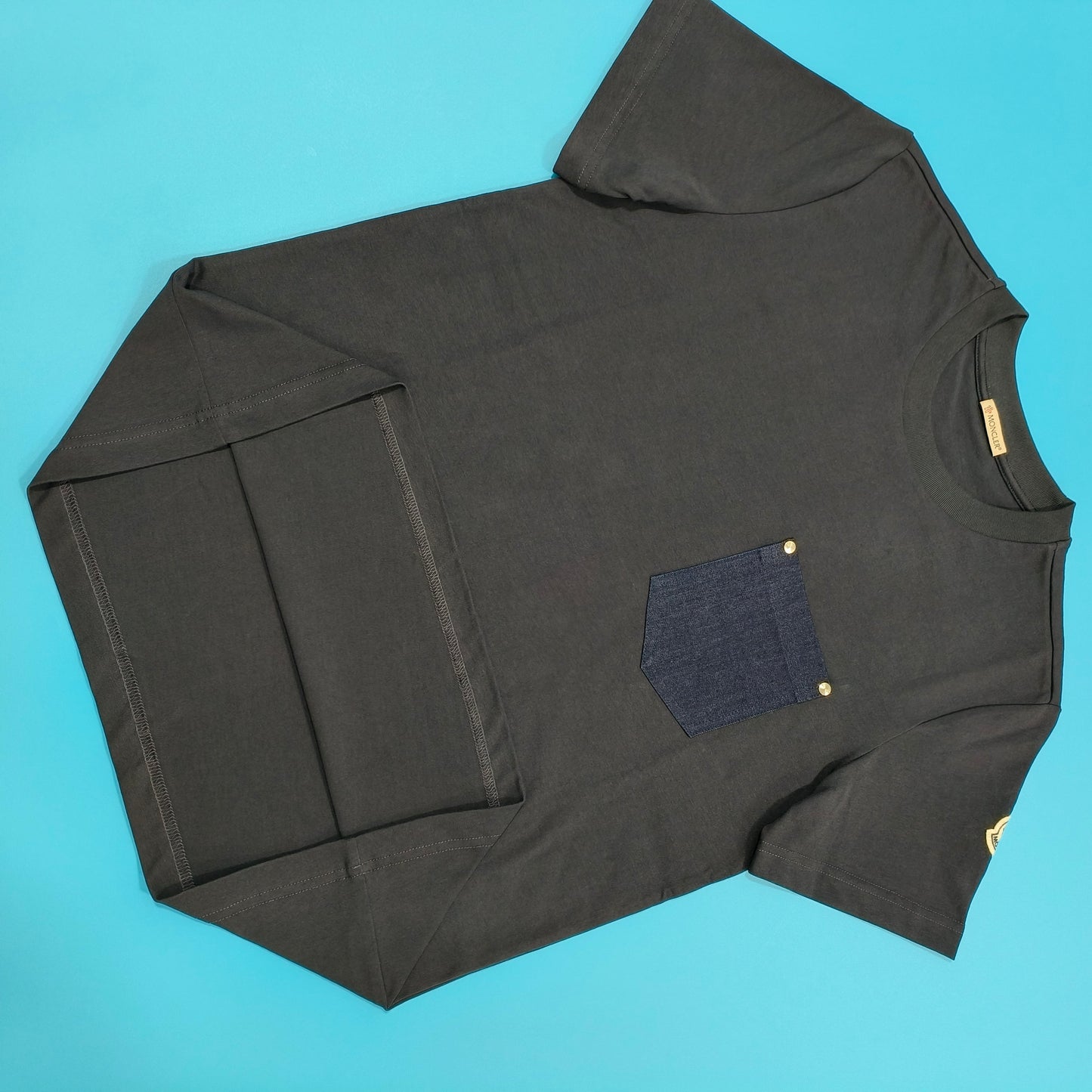 탑몽클X  / MC 데님 포켓 티셔츠