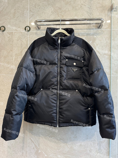 ru / 프라다 리나일론 포켓 다운 남성 패딩