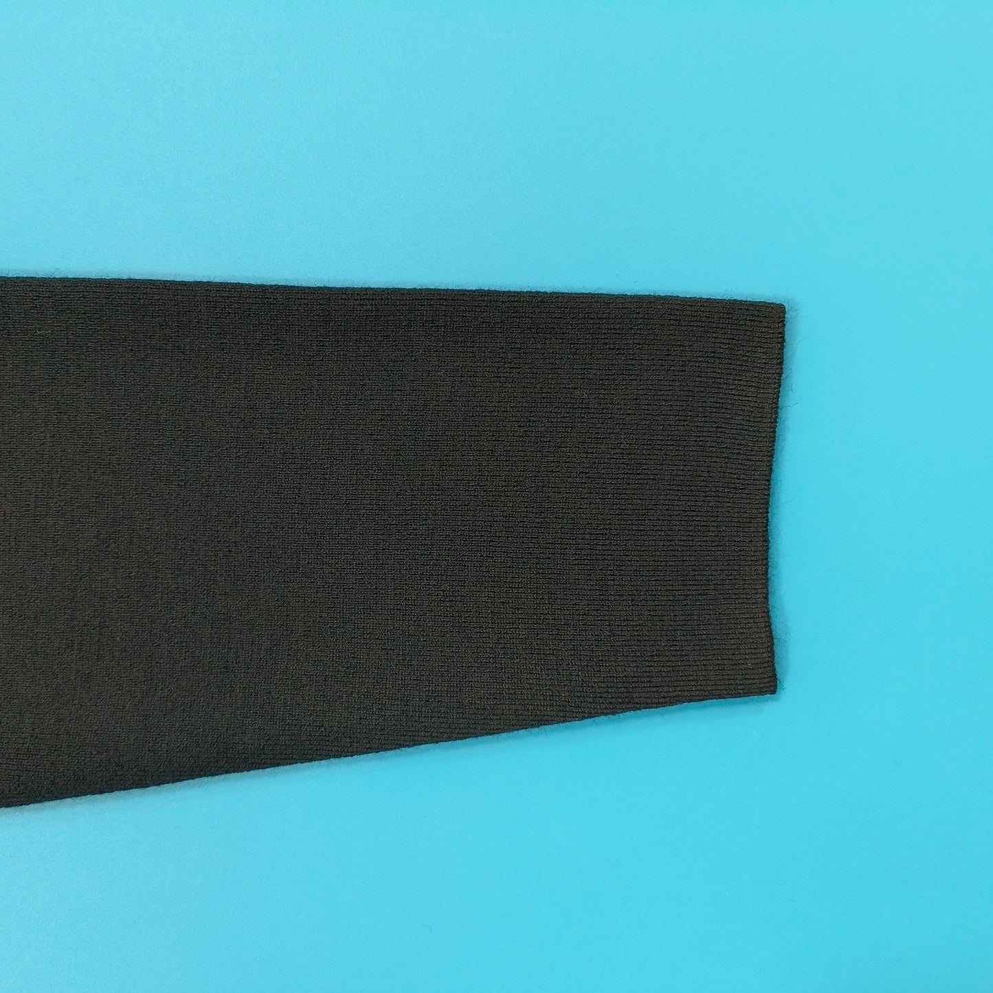 탑몽클X  / MC 카디건을 이어붙이다