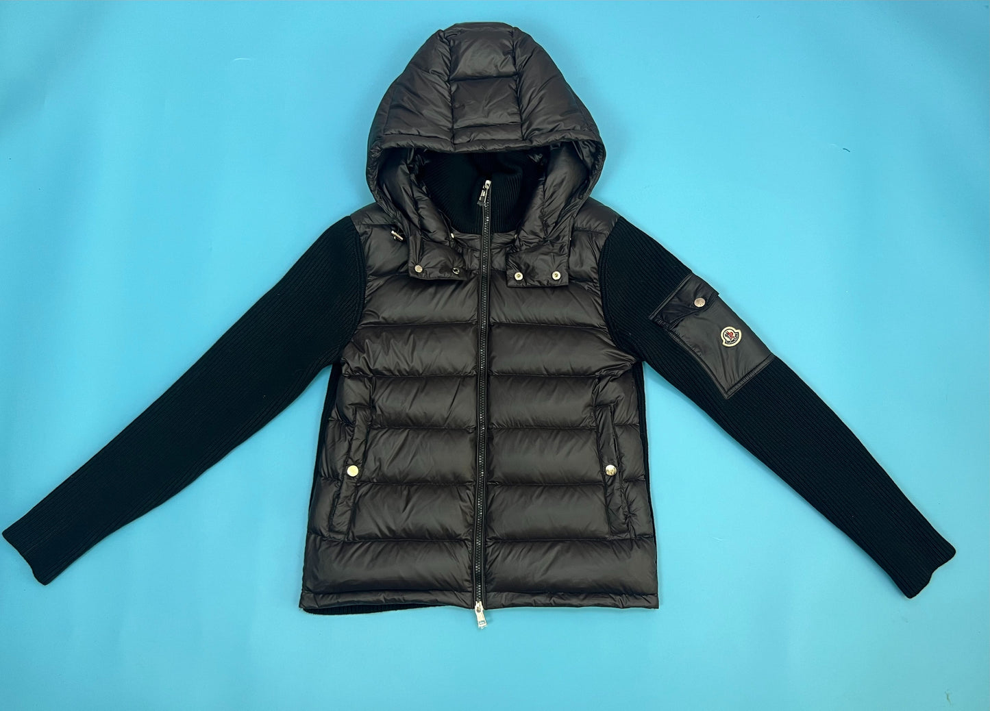 탑몽클 / MC 모자 스트라이프 맨투맨