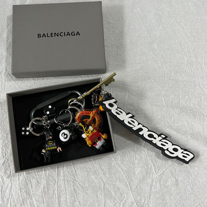 CND / 발렌시아가 키링