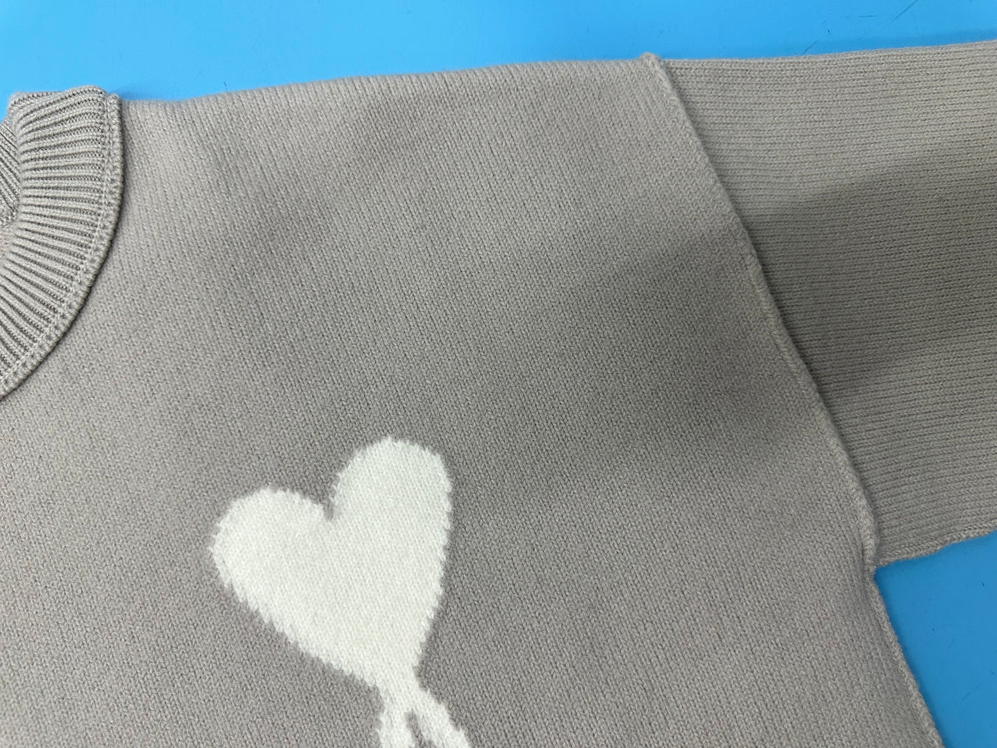 탑아미 / 아미 메리노울  라운드 스웨터