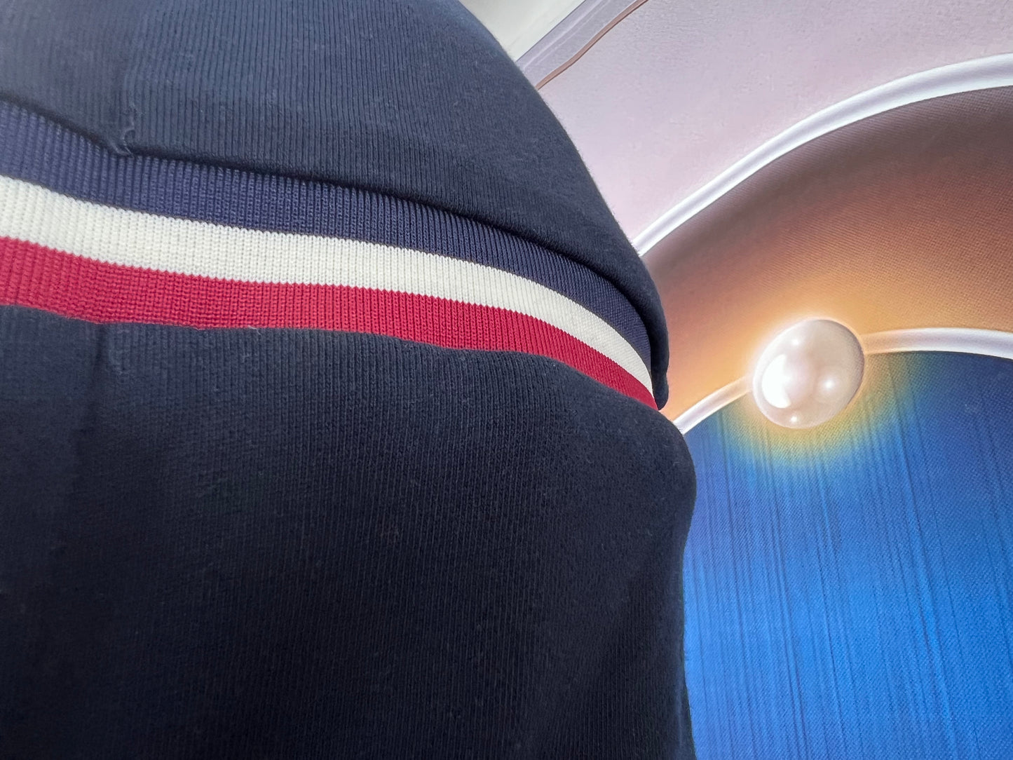 탑몽클 / MC 모자 스트라이프 맨투맨