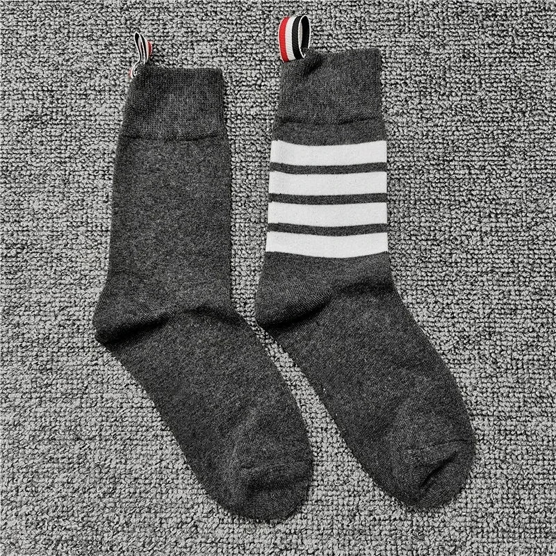 CND /톰브라운 양말