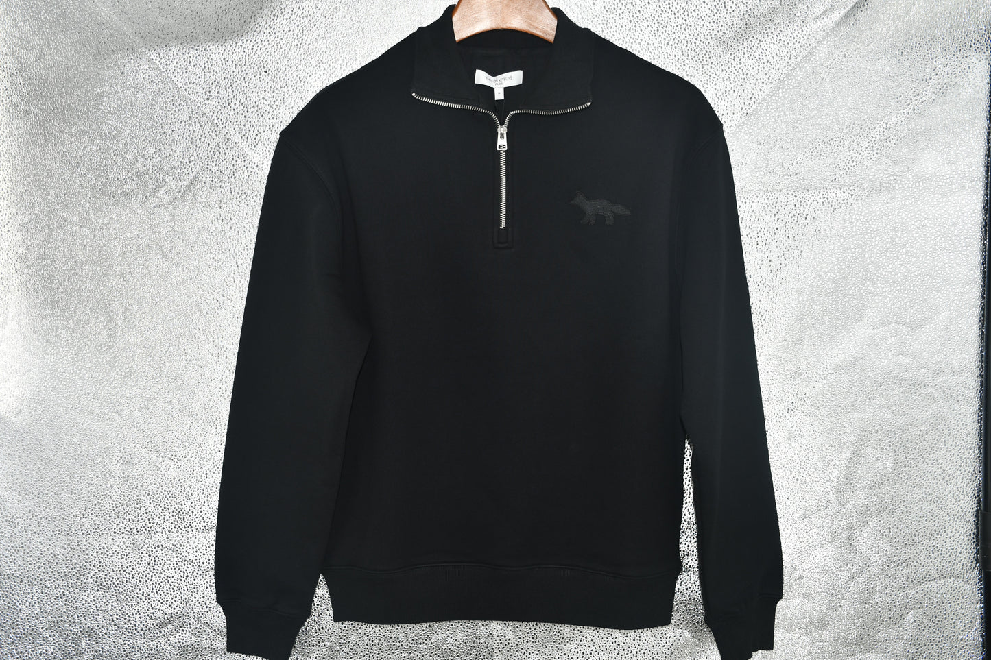 탑키츠네 / 메종키츠네  블랙 반집업 기모 맨투맨