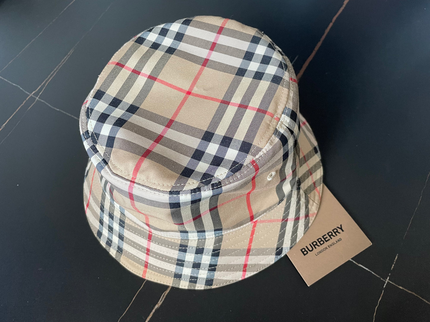 웨이브/버버리 모자