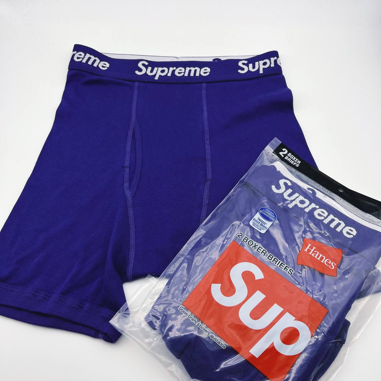 CND /슈프림 속옷