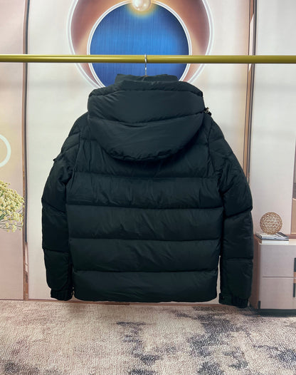 탑몽클 / MC 웨이쩌허 패딩