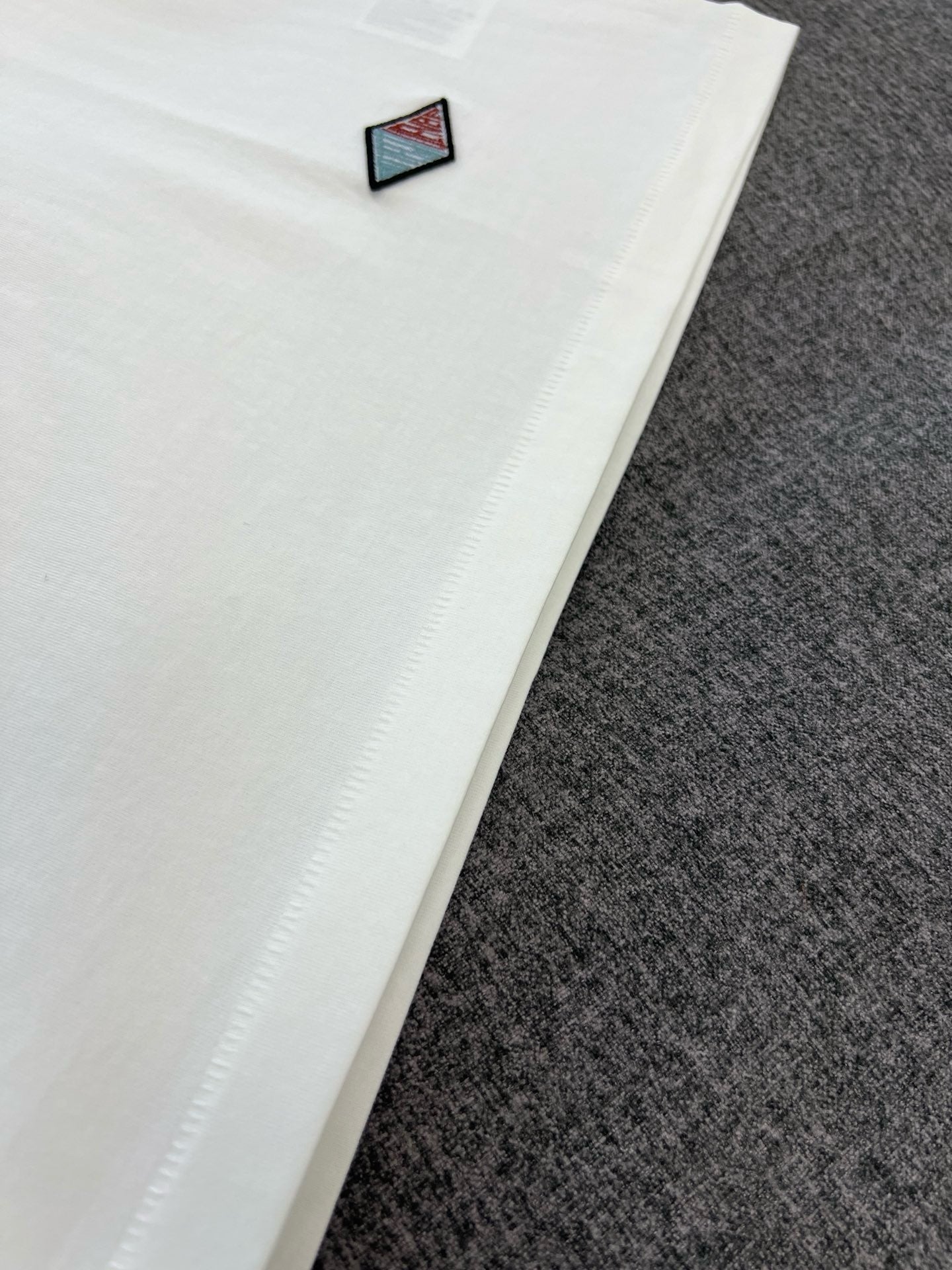 대리석 / 보테가베네타 긴팔 티셔츠