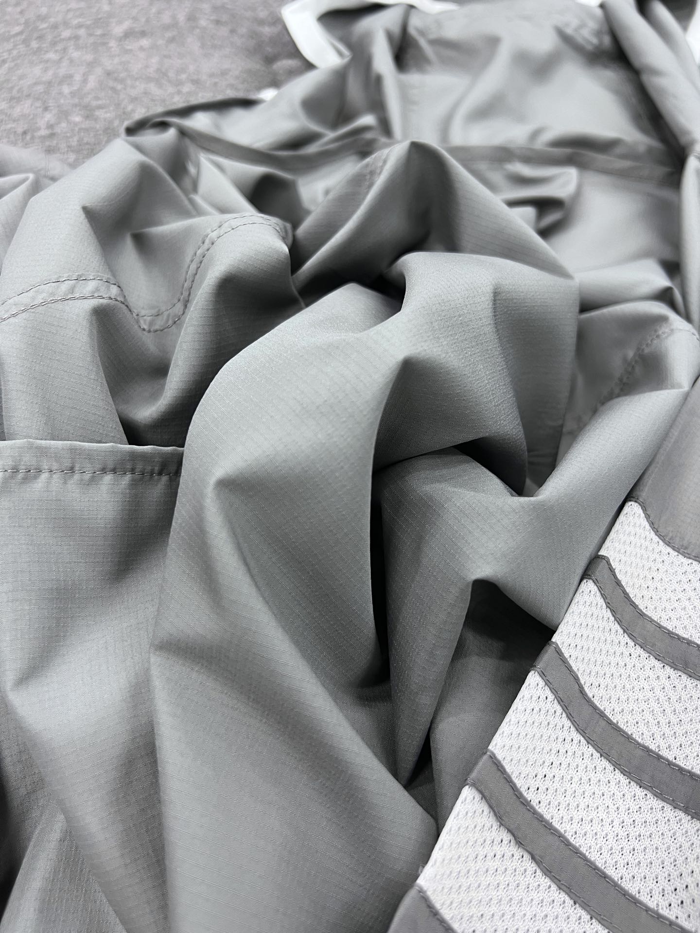 대리석 / TB의 봄여름 신상 스타일, 바람막이 비치재킷