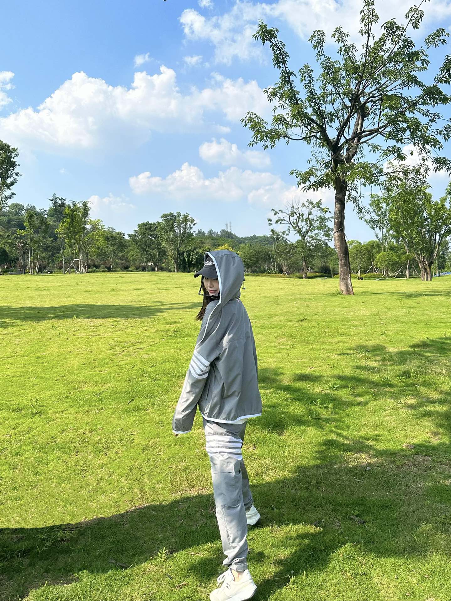 대리석 / 그레이 비치 나일론 스웨트팬츠