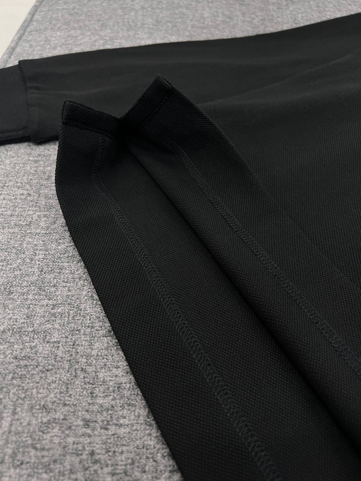 대리석 / 지방시 집업 니트