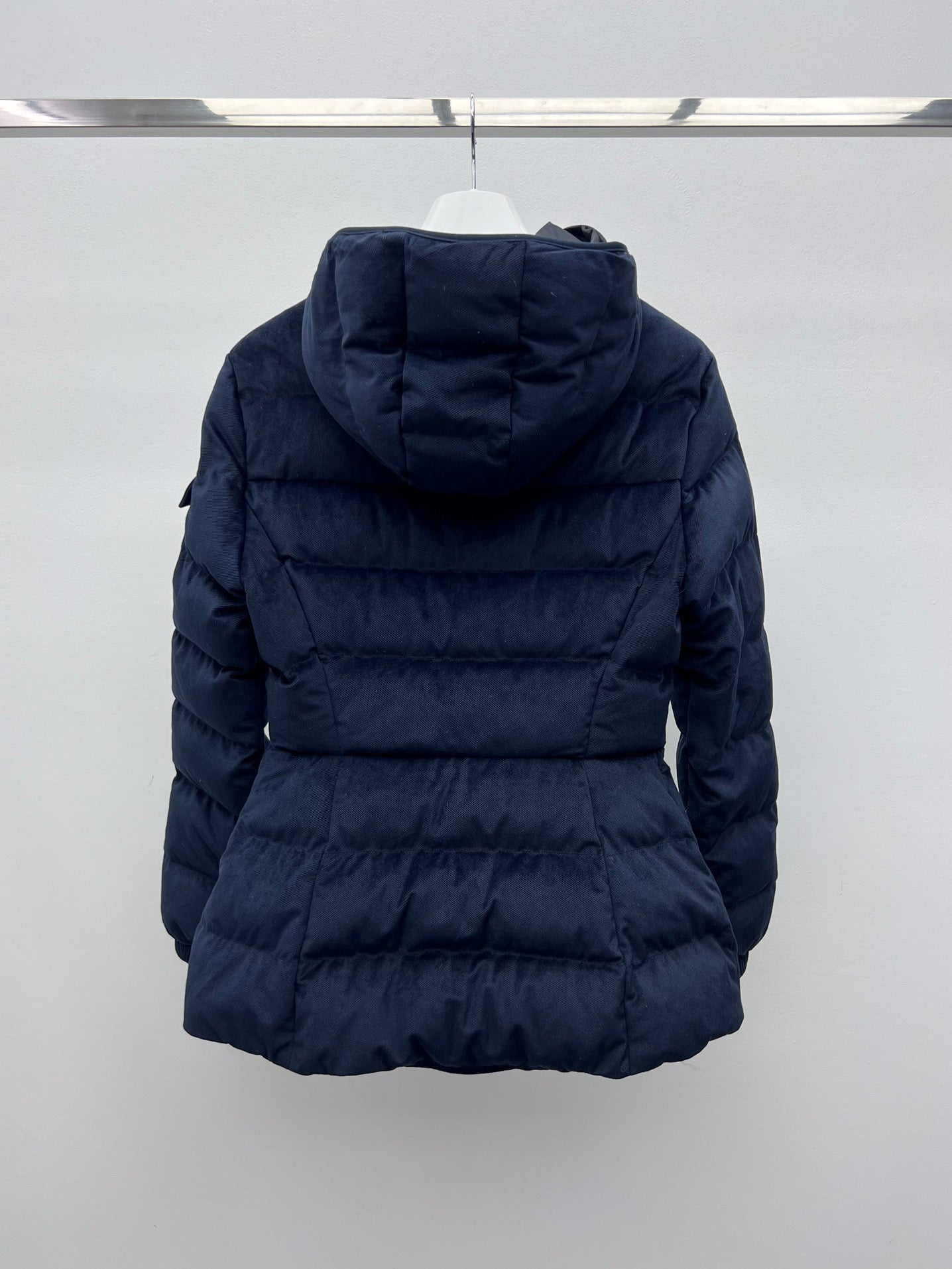 벨라 / MC 개미 허리 후드 패딩