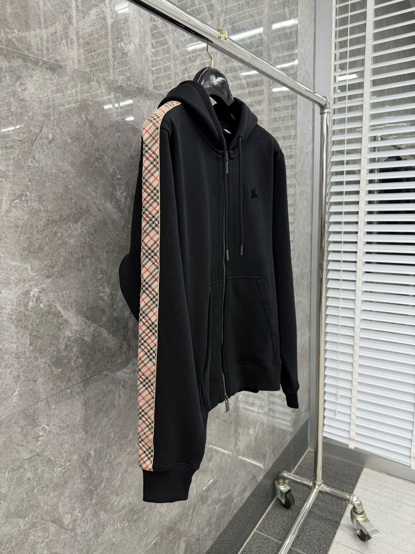 대리석 / 버버리 지퍼 후드
